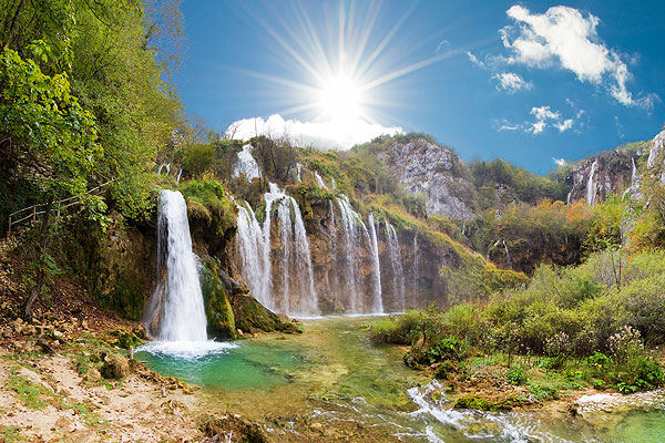 Minden évszakban vonzó úticél a Plitvicei tavak